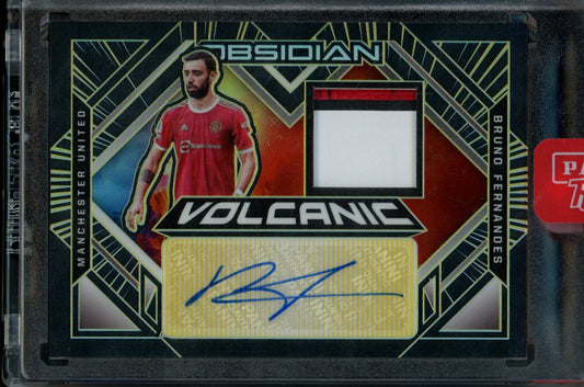 2021/22 Panini Obsidian Bruno Fernandez Volcanic Patch Auto Gold /10 Manchester United